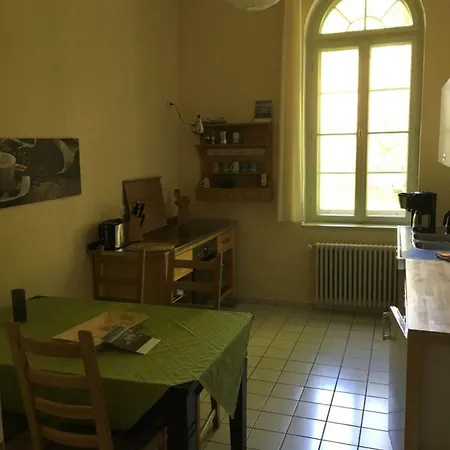 דירה Ferienwohnung Kavaliershaus *